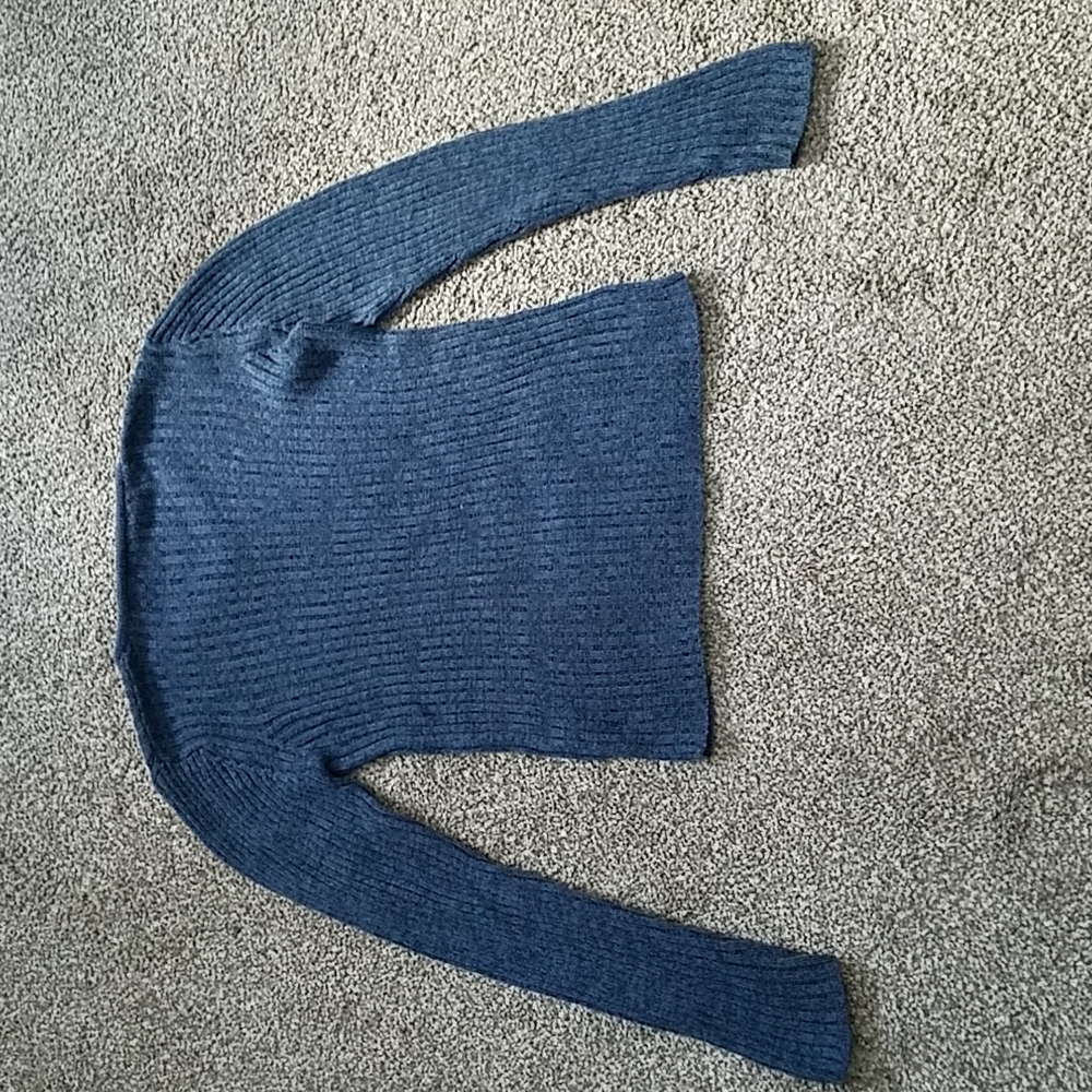 Blue Ribbed Sweater - Picture 7 of 7